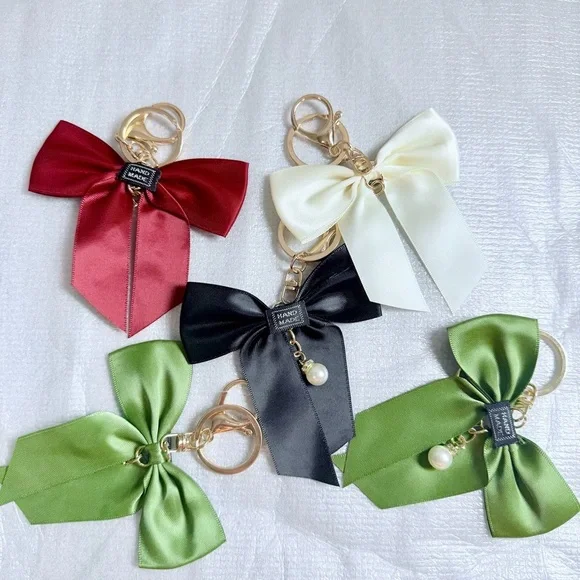 Nurse 5 Gifts Bags Mini Pocket Notepads, Pens, Key Charm - Picture 5 of 9